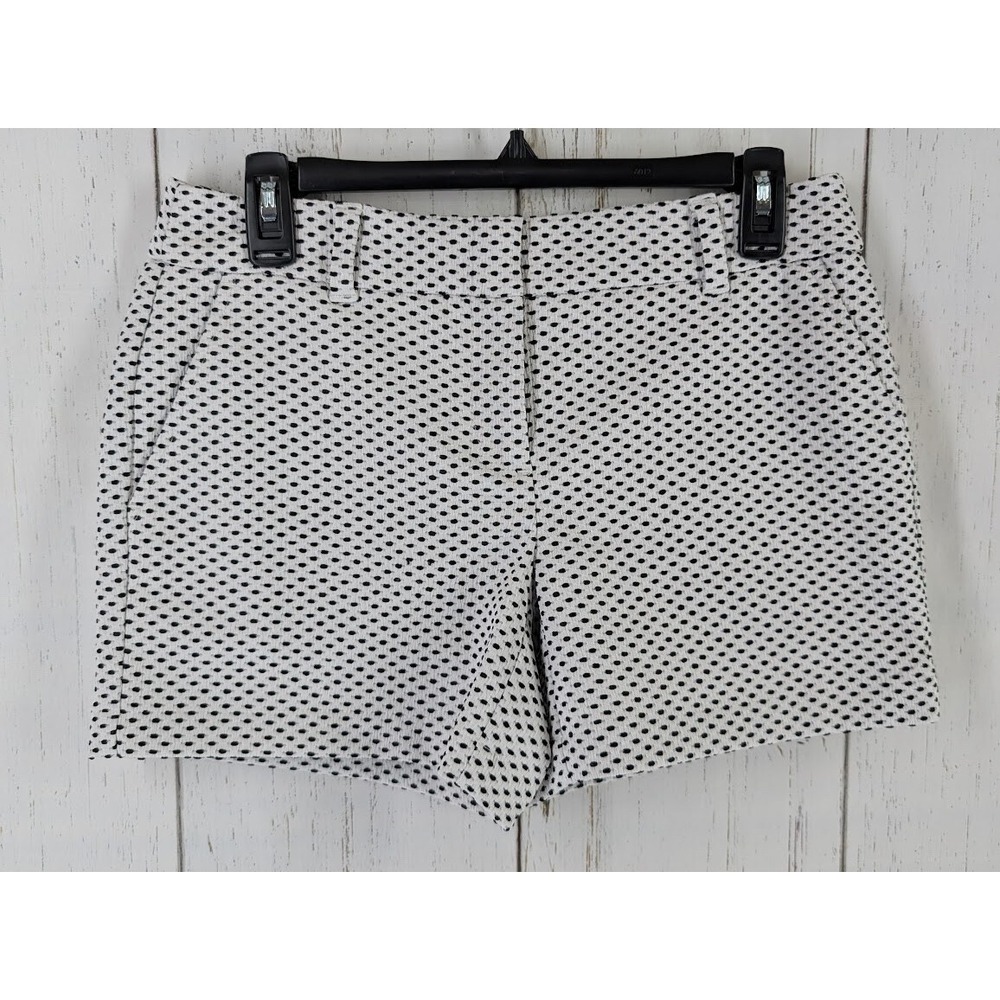 LOFT Size 2 Womens White Black Polka Dot Low Rise Shorts